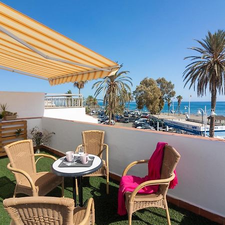 Sea & Wave Al Rolo Beach Apartment Malaga Bagian luar foto