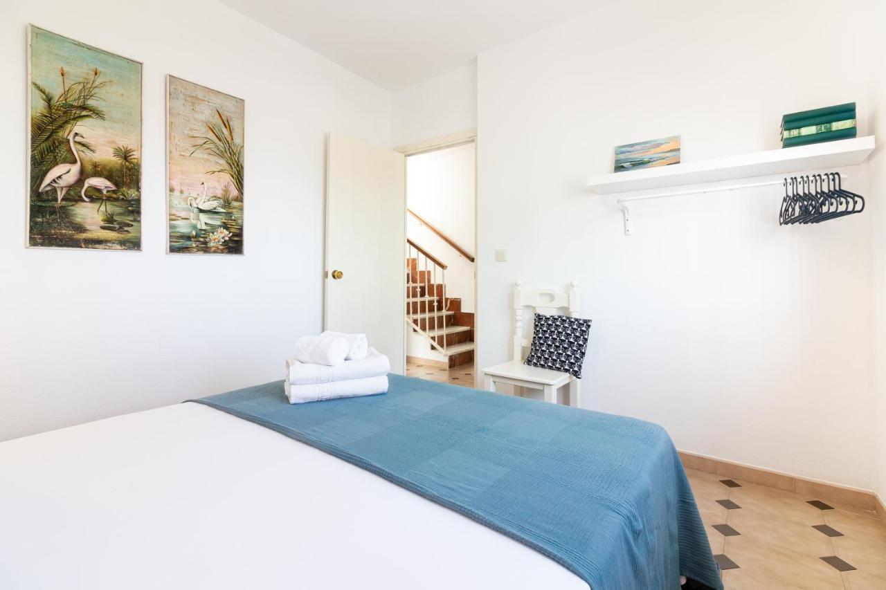 Sea & Wave Al Rolo Beach Apartment Malaga Bagian luar foto