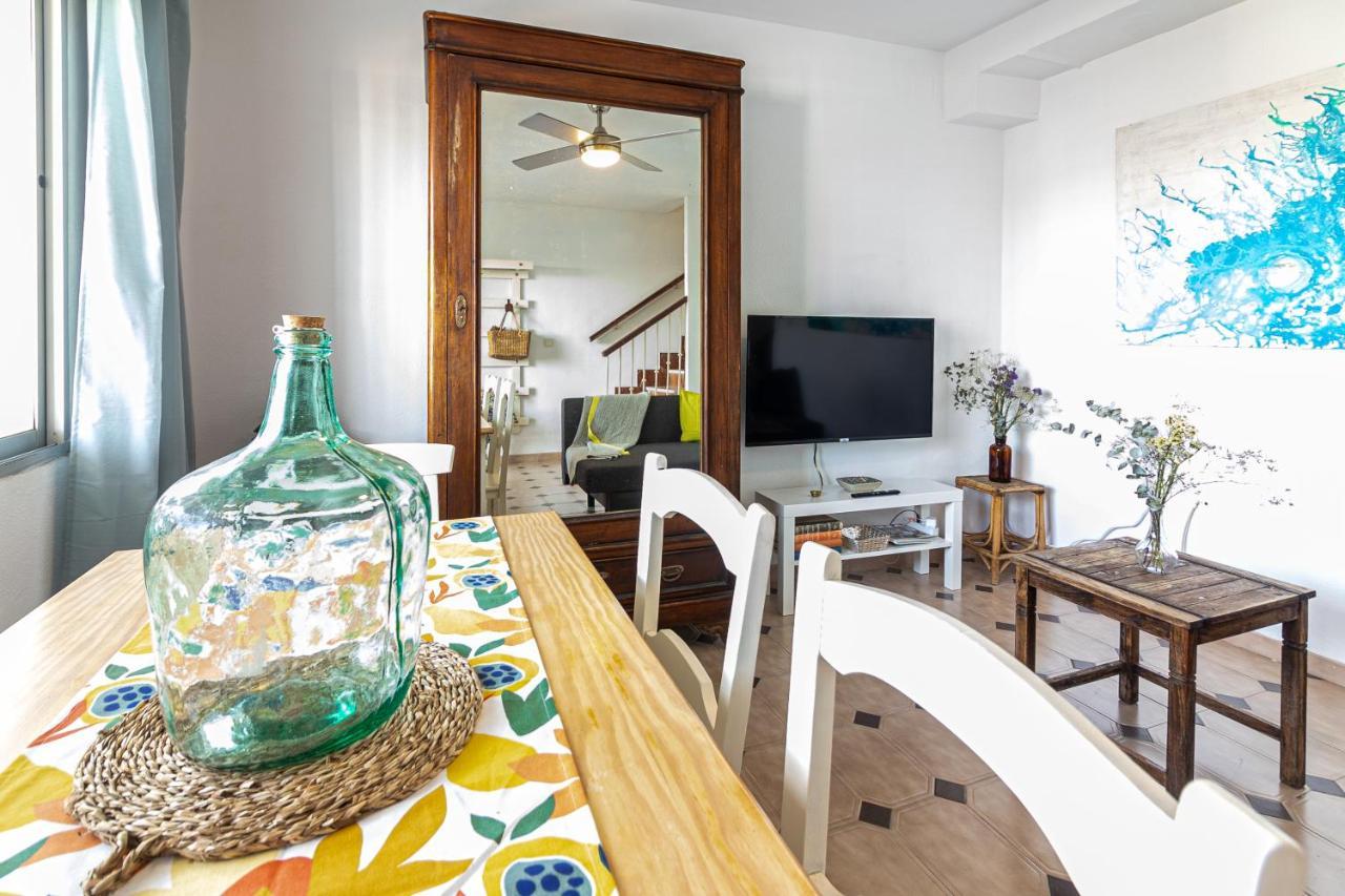 Sea & Wave Al Rolo Beach Apartment Malaga Bagian luar foto