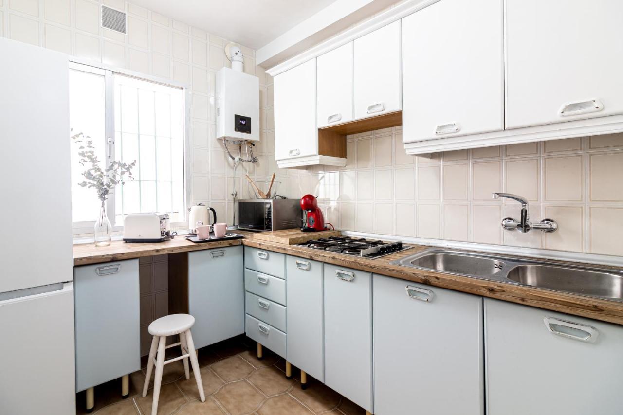 Sea & Wave Al Rolo Beach Apartment Malaga Bagian luar foto