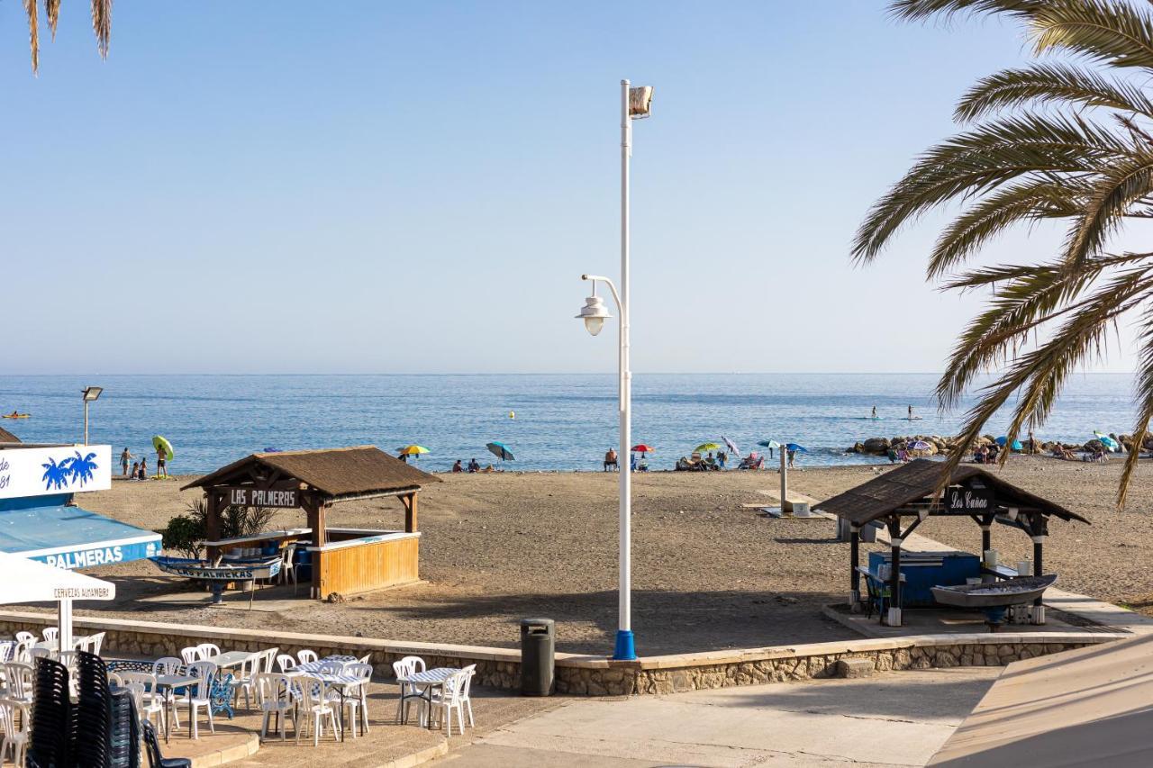 Sea & Wave Al Rolo Beach Apartment Malaga Bagian luar foto